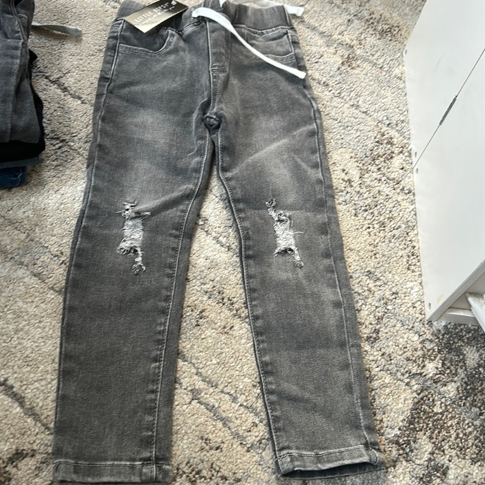 Grey distress jeans
